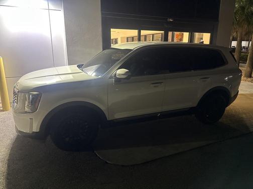 2020 Kia Telluride LX