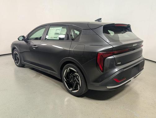 Gray 2026 Kia K4 EX