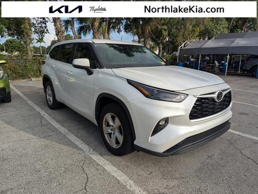 2023 Toyota Highlander LE