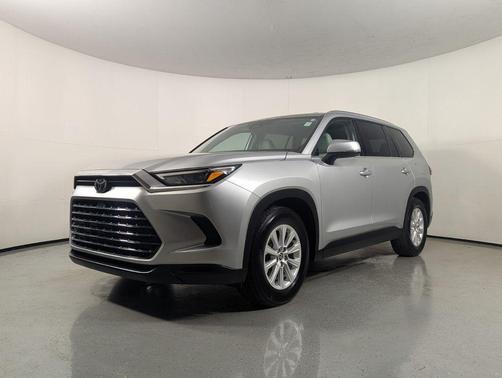 Celestial Silver Metallic 2024 Toyota Grand Highlander XLE
