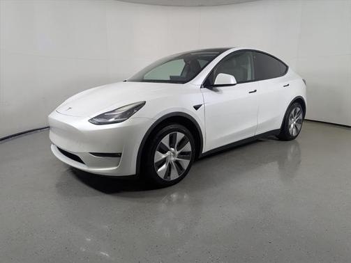 2021 Tesla Model Y Standard Range Rear-Wheel Drive