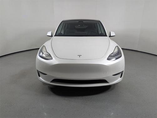 2021 Tesla Model Y Standard Range Rear-Wheel Drive
