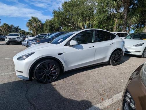 2022 Tesla Model Y Performance Dual Motor All-Wheel Drive