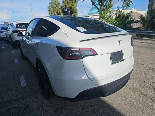 2022 Tesla Model Y Performance Dual Motor All-Wheel Drive