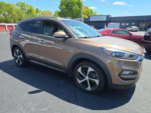 Mojave Sand 2016 Hyundai TUCSON Limited
