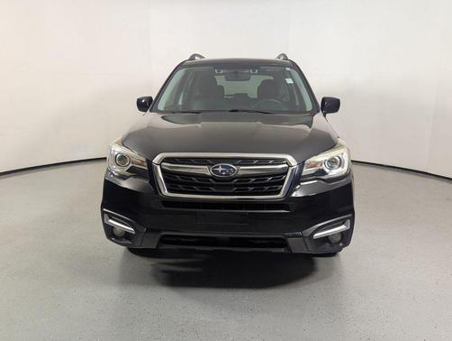 Crystal Black Silica 2018 Subaru Forester 2.5i Limited