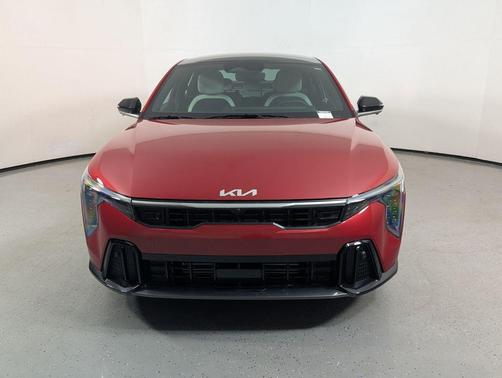 Currant Red 2026 Kia K4 GT-Line Turbo