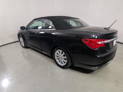 2013 Chrysler 200 Touring