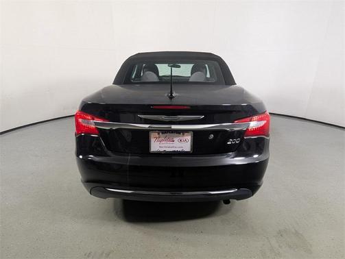 2013 Chrysler 200 Touring