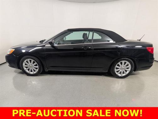 2013 Chrysler 200 Touring