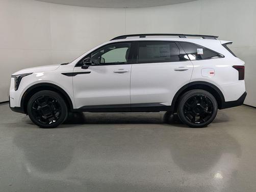 Glacial White Pearl 2026 Kia Sorento SX