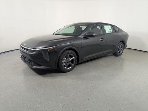 Interstellar Gray 2025 Kia K4 LXS
