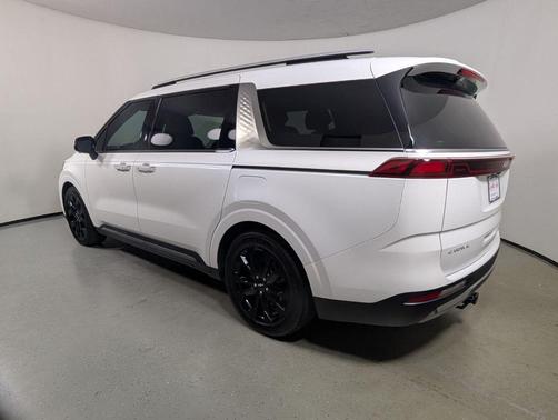 Snow White Pearl 2024 Kia Carnival SX Prestige