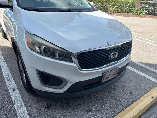 2016 Kia Sorento LX