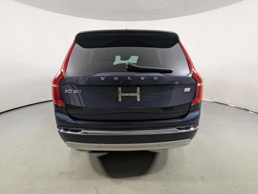 2022 Volvo XC90 Recharge Plug-In Hybrid T8 Inscription Expression 6 Passenger