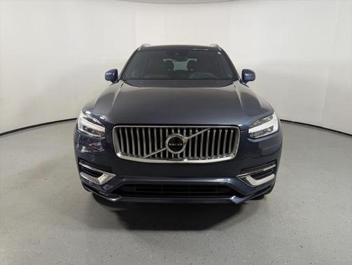 2022 Volvo XC90 Recharge Plug-In Hybrid T8 Inscription Expression 6 Passenger