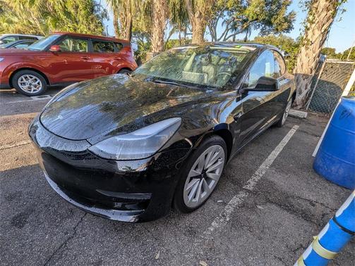 2022 Tesla Model 3 Standard Range