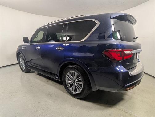 2021 INFINITI QX80 Luxe