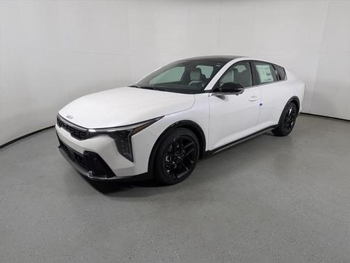 2025 Kia K4 GT-Line Turbo