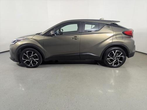 2021 Toyota C-HR XLE