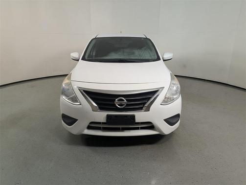 2016 Nissan Versa 1.6 SV