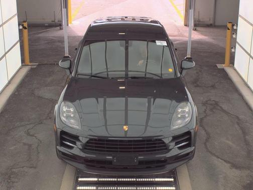 2020 Porsche Macan Base