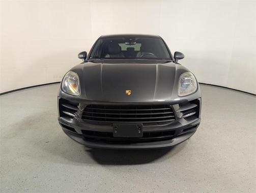 2020 Porsche Macan Base