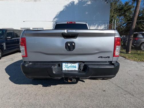 2023 RAM 3500 Tradesman Crew Cab 4x4 8' Box