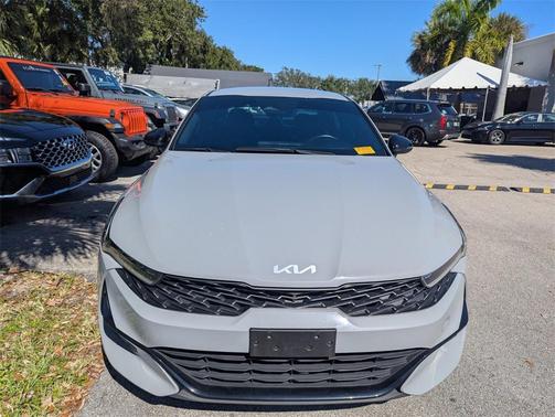 2022 Kia K5 GT-Line