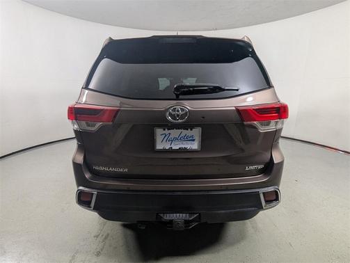 2017 Toyota Highlander Limited