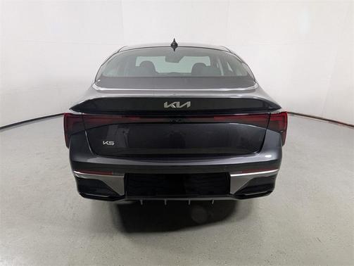 2026 Kia K5 EX