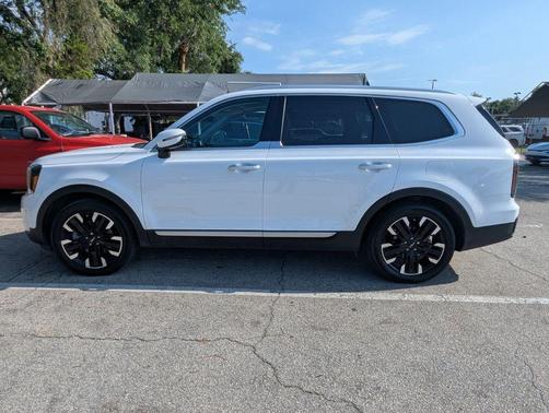 Glacial White Pearl 2024 Kia Telluride SX Prestige