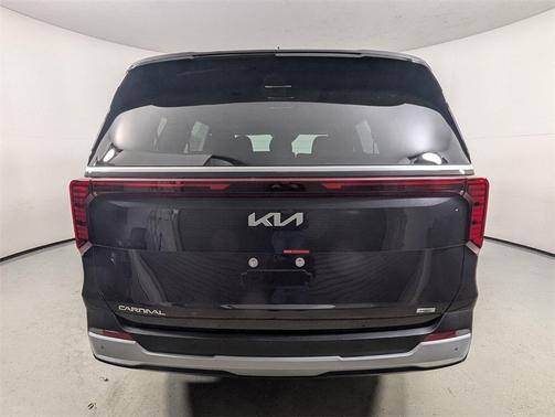 2026 Kia Carnival Hybrid LXS