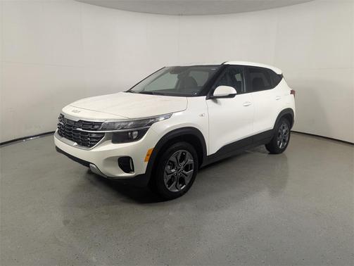 2025 Kia Seltos LX