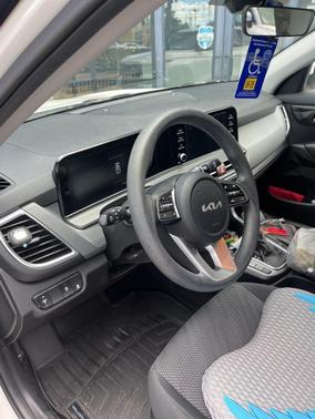 2025 Kia Seltos LX