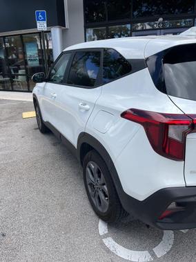 2025 Kia Seltos LX