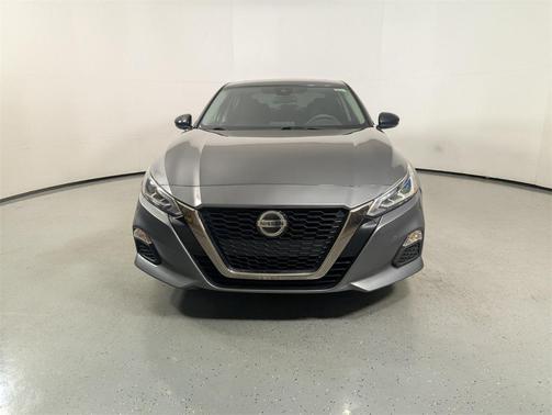 2021 Nissan Altima SR FWD