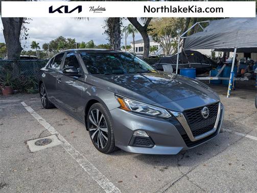 2021 Nissan Altima SR FWD