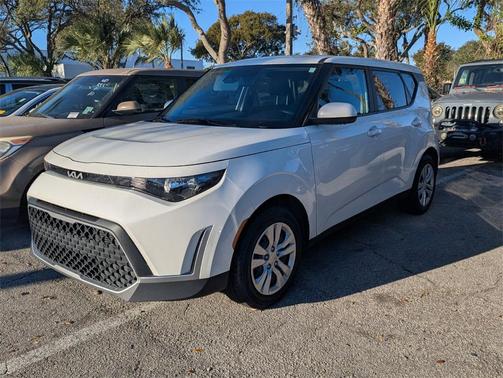 2024 Kia Soul LX