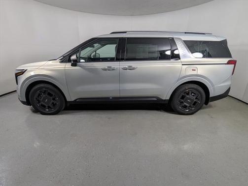 2025 Kia Carnival Hybrid SX