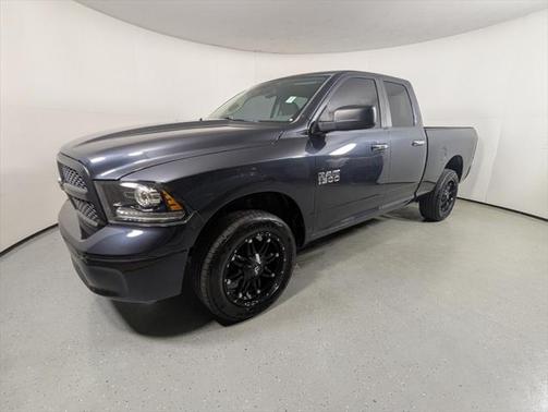 2015 RAM 1500 SLT