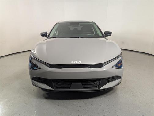 2025 Kia EV6 Light Long Range