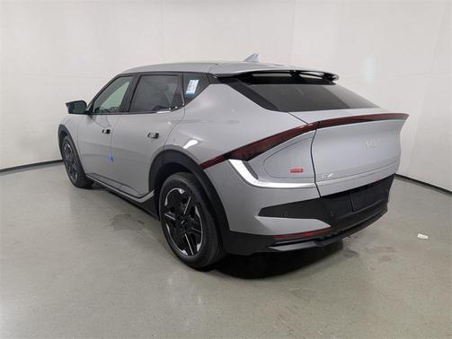 2025 Kia EV6 Light Long Range