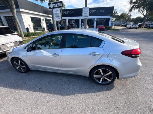 Silky Silver 2017 Kia Forte EX