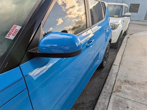 2024 Kia Soul EX