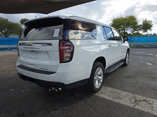2023 Chevrolet Suburban Premier