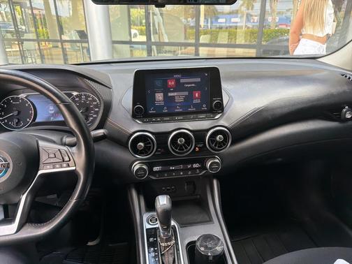 2021 Nissan Sentra SR