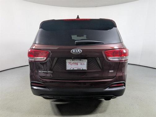 2018 Kia Sorento LX