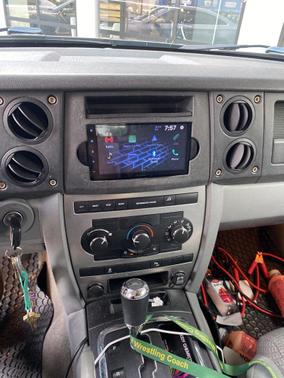2007 Jeep Commander Sport