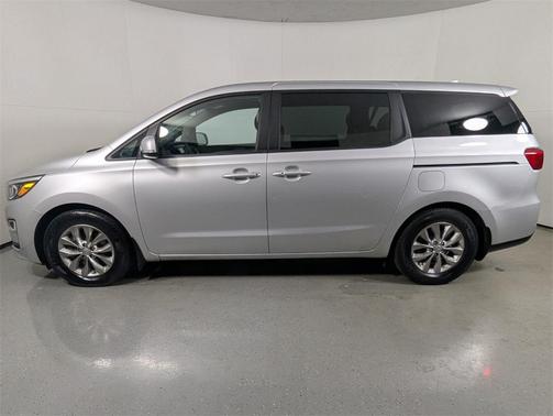 2021 Kia Sedona LX